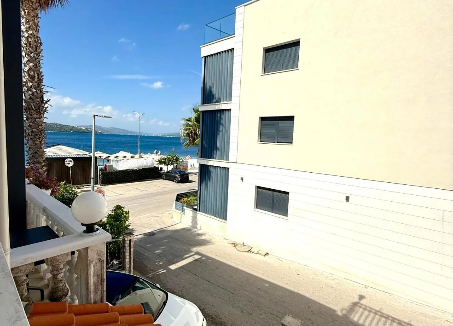 Villa Okruk-10 Meters Away From The Beach Okrug Gornji Chorvatsko