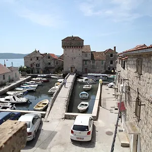 Apartment Apartments More Kaštela