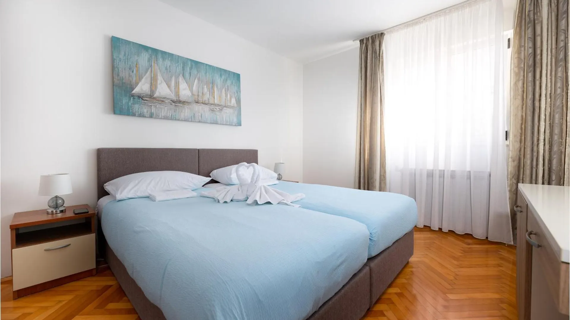 Villa Okruk-10 Meters Away From The Beach Okrug Gornji 3*,